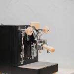Как выбрать лучшую фриланс-биржу для озвучки и заказа профессионального голоса онлайн unsplash_532.jpg
