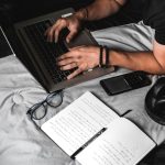 Как начать карьеру в удаленной работе: выбор биржи фриланса и первые заказы для новичков unsplash_623.jpg