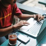 Как выбрать лучшую биржу фриланса: основные критерии unsplash_803.jpg