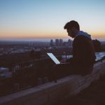 Как выбрать фриланс-биржу для айтишников: обзор лучших платформ и ключевые критерии unsplash_822.jpg