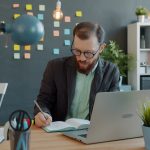 Как начать работать фрилансером с нуля: пошаговая инструкция для новичков в Санкт-Петербурге unsplash_885.jpg